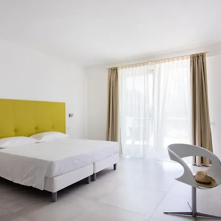 Resort Luna Minoica And Montallegro