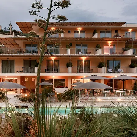 Resort Luna Minoica Suites&apartments Montallegro