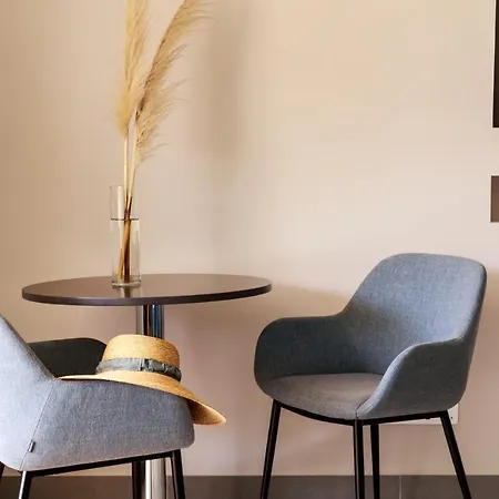 Luna Minoica Suites&apartments 3*
