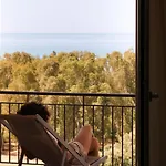Luna Minoica And Θέρετρο Montallegro