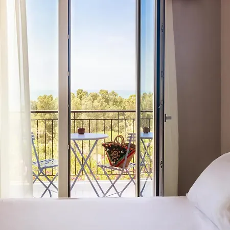 Resort Luna Minoica And 3*