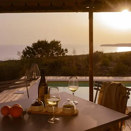 Luna Minoica And Resort 3*