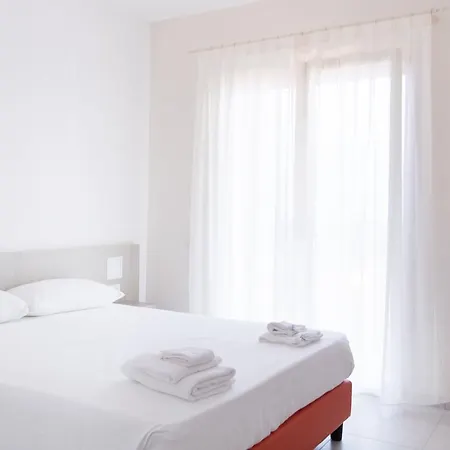 Luna Minoica And Resort 3*
